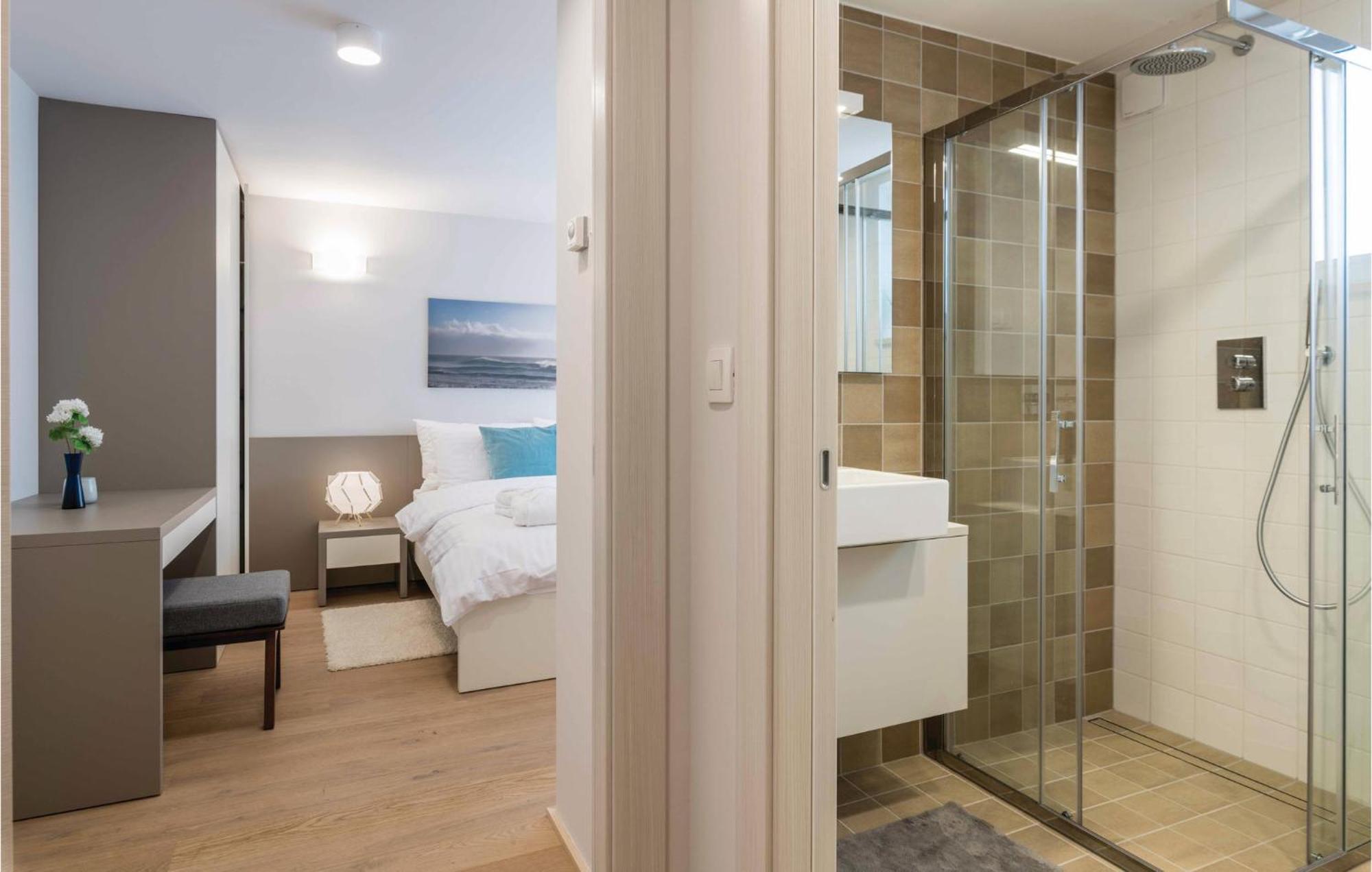 Nice Apartment In Plomin With Jacuzzi Extérieur photo